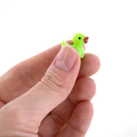 Assorted Mini Resin Ducks: Pack of 30
